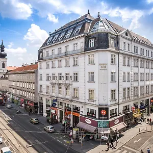 Hotel Excellence, Viena